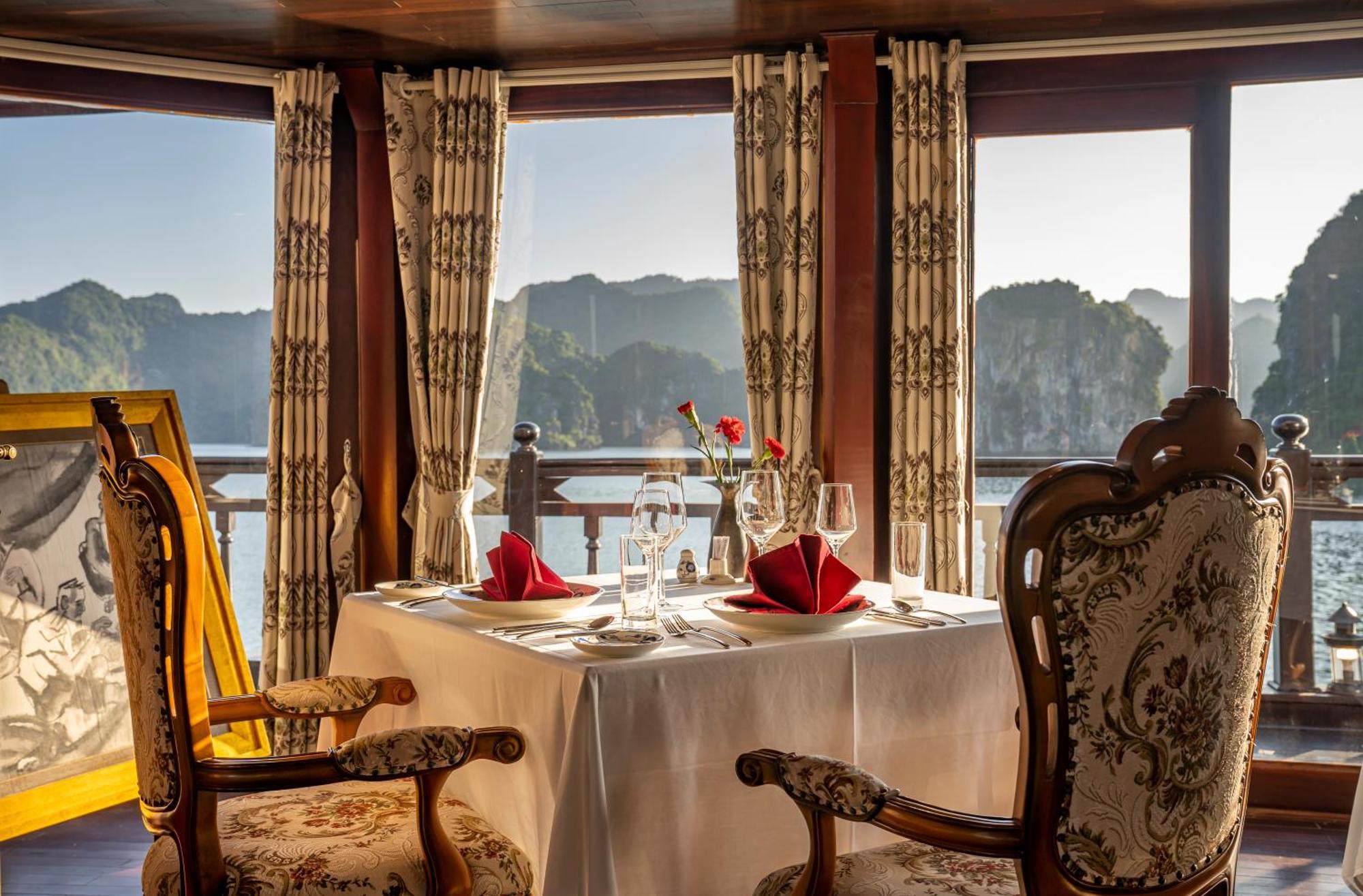 Emperor Cruises Legacy Ha Long Hotel Exterior photo