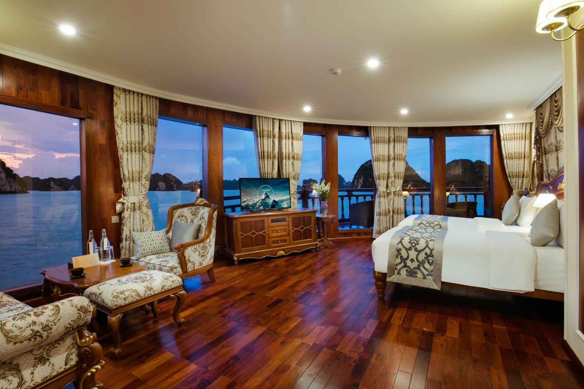 Emperor Cruises Legacy Ha Long Hotel Exterior photo